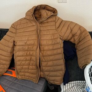 Never worn brown/beige puffer jacket (small) h&m